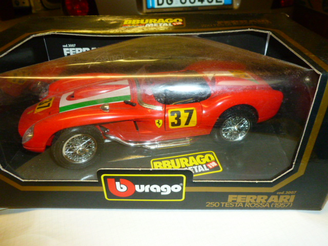 1957 Burago BBurago Ferrari 250 Red Testarossa 1/18 3007