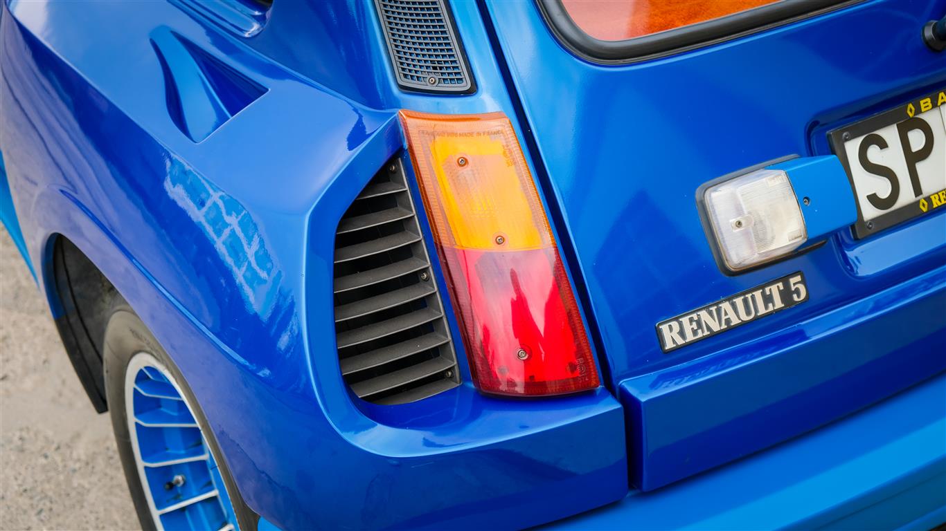 Renault-5-Turbo-4
