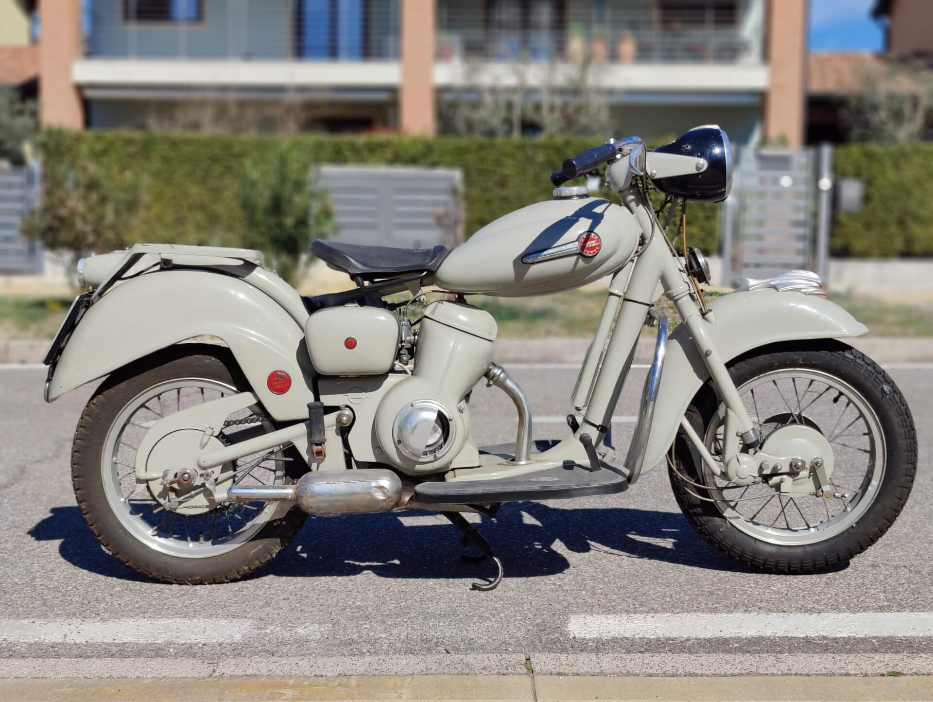 Motom Delfino 160 anno 1952 Agorauto